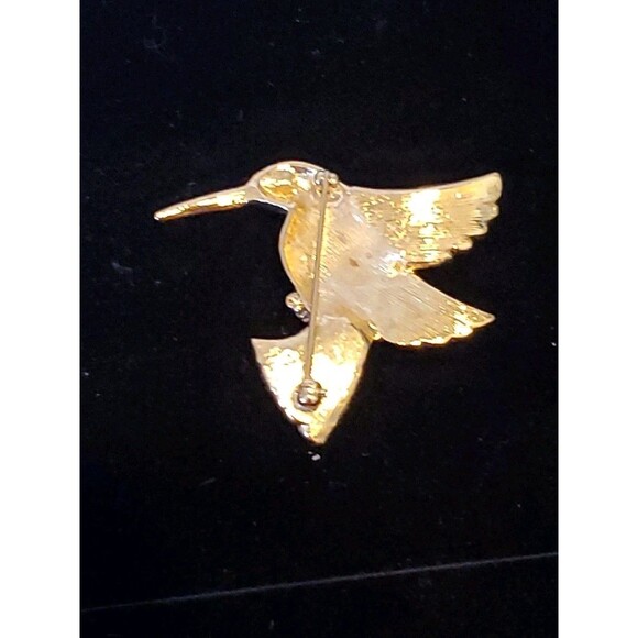 Vintage Hummingbird Brooch Gold Tone Rhinestone Eye Flying Brushed Textured Pin - Picture 5 of 8